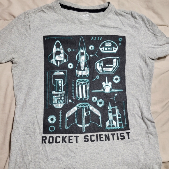 Two Old Navy Childrens T-Shirts - Picture 1 of 6